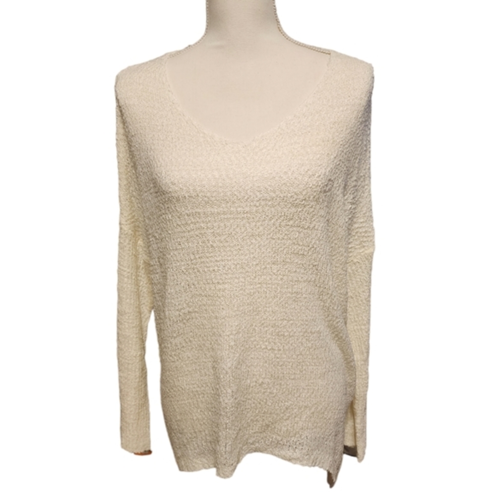 Miracle knit sweater‎